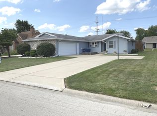 161 N Tomagene Dr, Bourbonnais, IL 60914