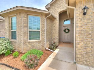 9524 Timberland Ln, Yukon, OK 73099
