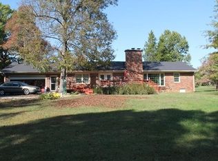 389 Hilltop Trl, Bowling Green, KY