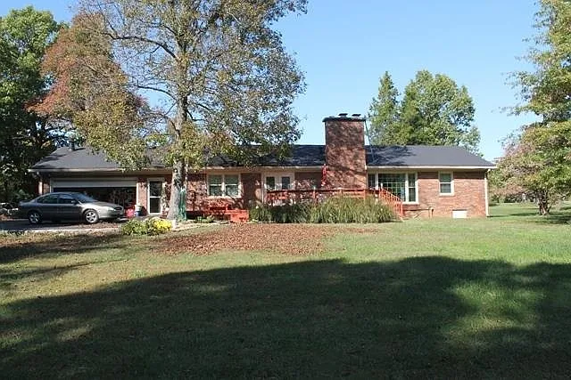 389 Hilltop Trl photo 1