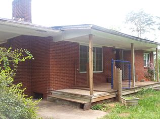 295 Black Oak Rd, Clinton, TN 37716