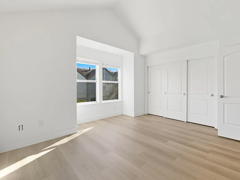 Stevens Creek Villas — Photo 33
