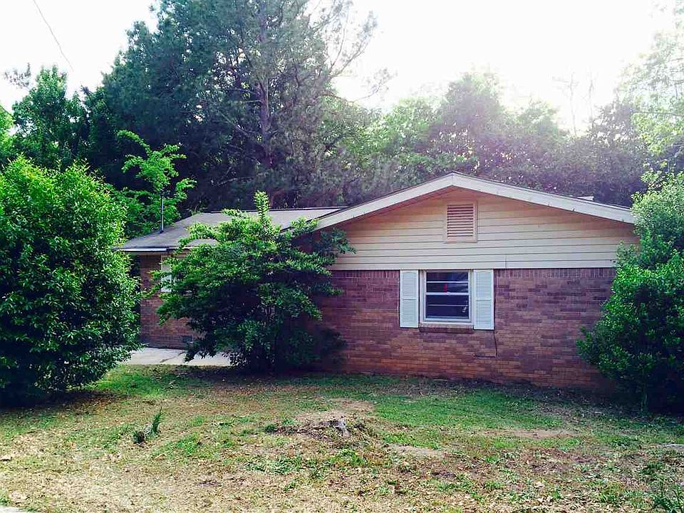1st image of 905 Crestwood Ter