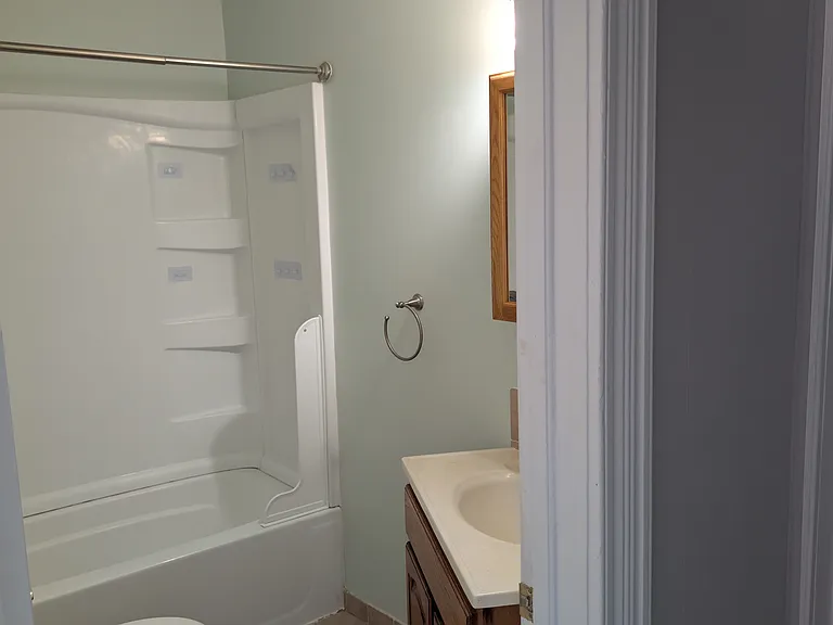 213A Lynwood Ave #A — Photo 1