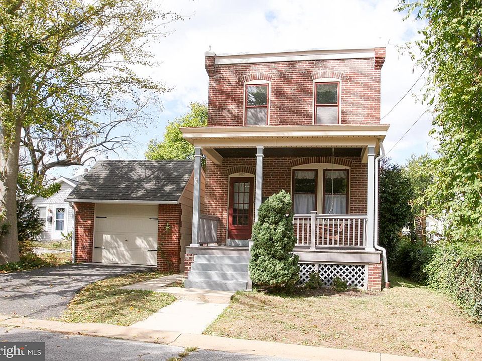 1st image of 1017 Bellevue Ave