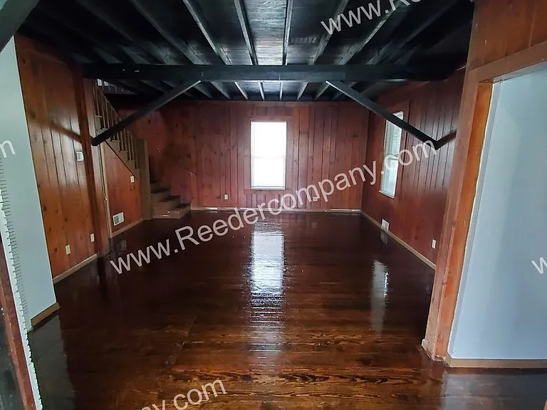 283 N Hamilton St — Photo 6