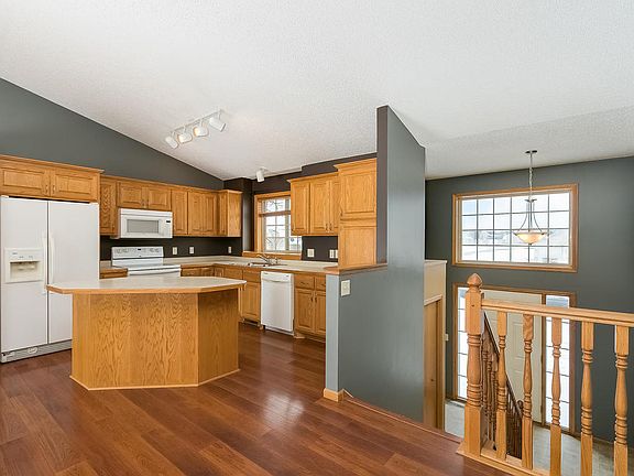 3rd image of 2881 235th Ave NW