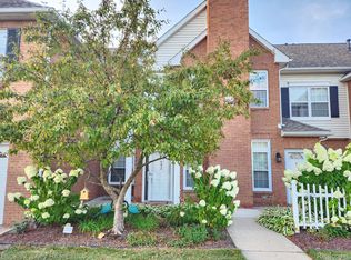 642 Olde English Cir, Howell, MI 48855