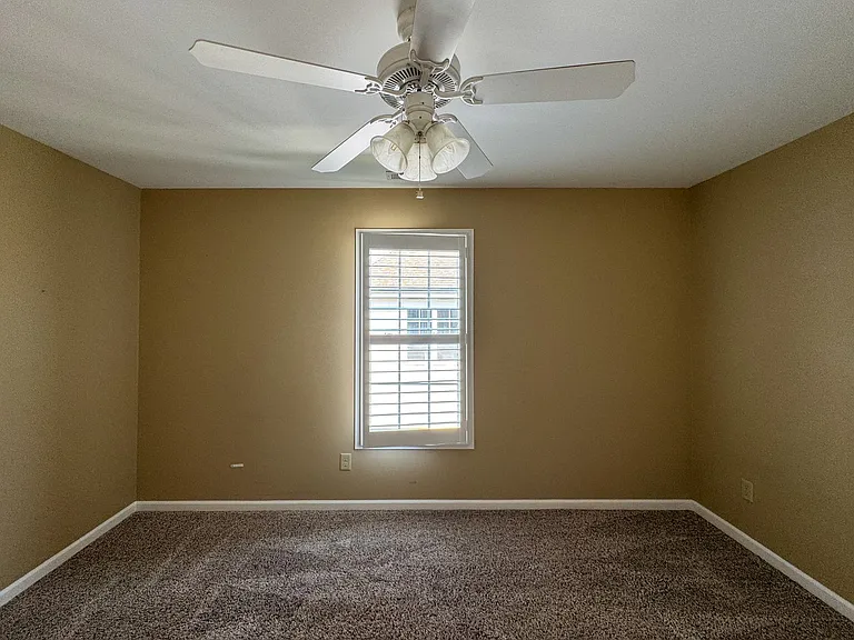 2900 Blackwater Ct — Photo 21