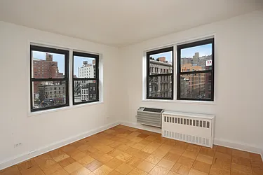 Rented by Manhattan Skyline