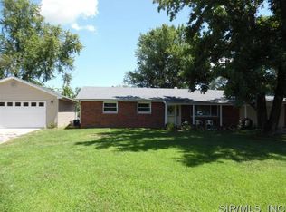 3907 Humbert Rd, Alton, IL 62002