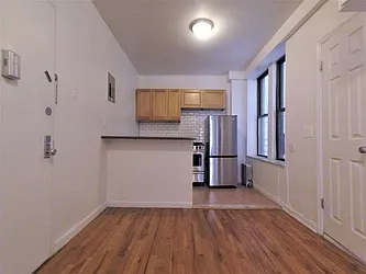 Rented by Green Home NY Realty LLC