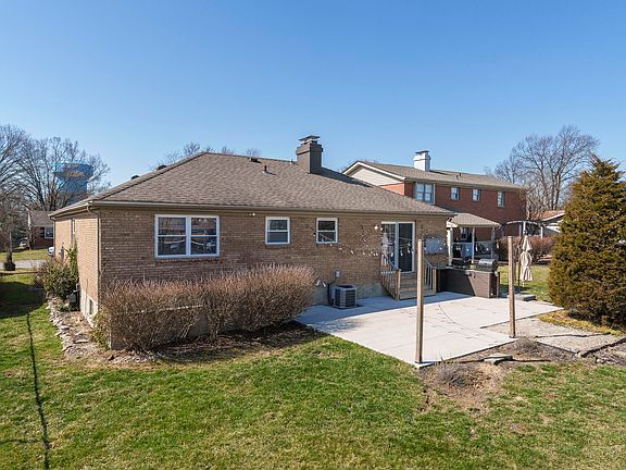 4th image of 213 Merravay Dr