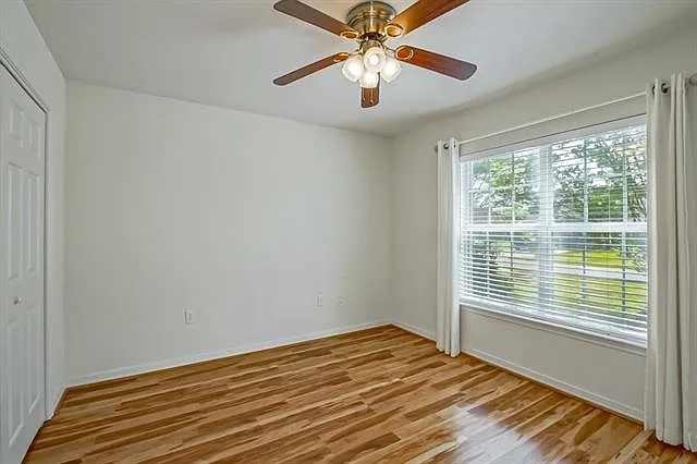 330 Penn Mill Lakes Blvd — Photo 9