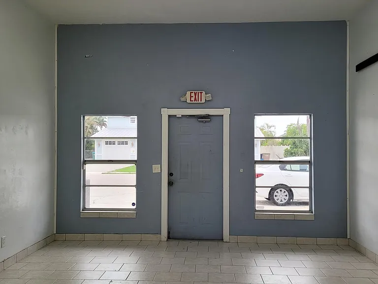 1211 Miramar St #2 — Photo 4