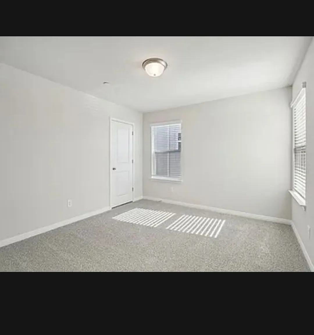 3 bed, 1798 sqft, $2,200 — Photo 2