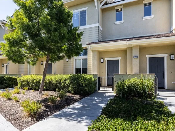 2270 Schlaepfer Dr, Fullerton, CA 92833