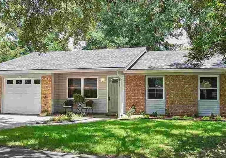 1778 Mullen Dr — Photo 1