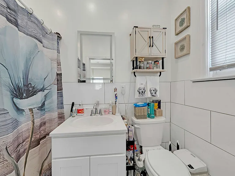 632 Chase Ave #2 — Photo 15