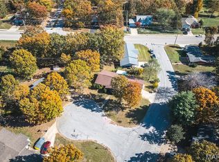 1325 Eastwood Dr, Rolla, MO 65401