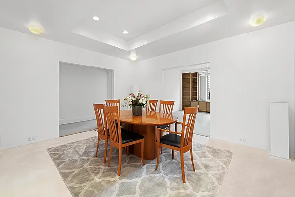 Sold by Avalon Partners NY | media 10