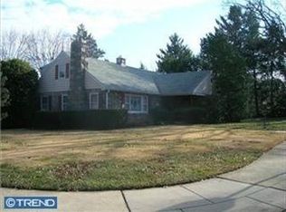 467 Eaton Rd, Drexel Hill, PA 19026