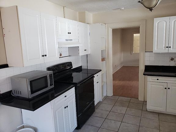 5th image of 4507 River Ave