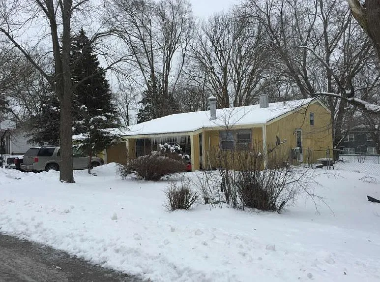 1405 Plainview Rd photo 1