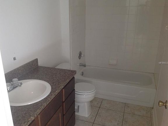 5th image of 2924 Canoe Cir