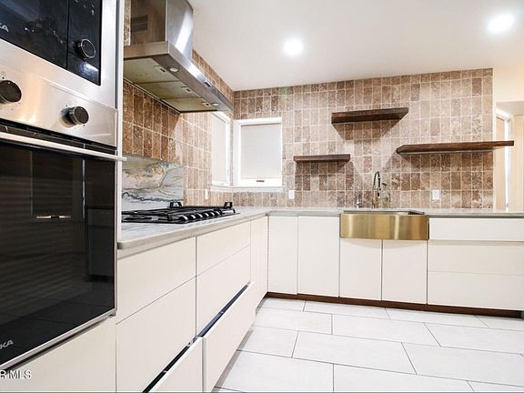 3rd image of 1465 Fito Hernandez St #1