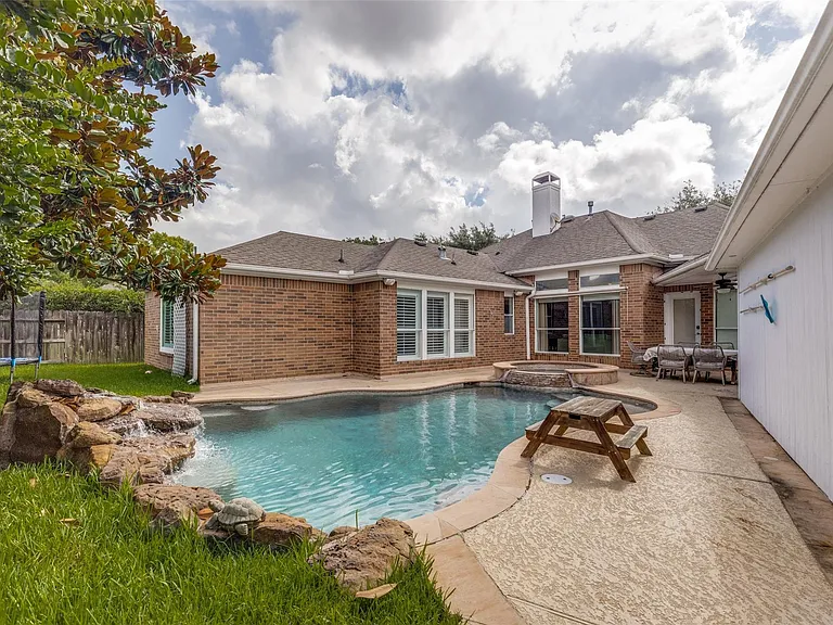 1734 Heddon Falls Dr — Photo 23