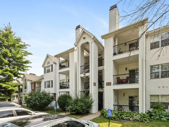 31 High Street APT 5307, East Hartford, CT 06118