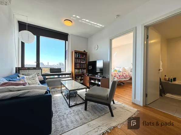 740 Dekalb Avenue image 1 of 13