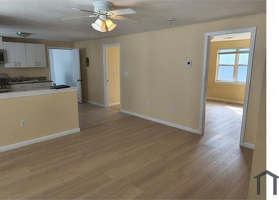 1st image of 50 Tremont St #2