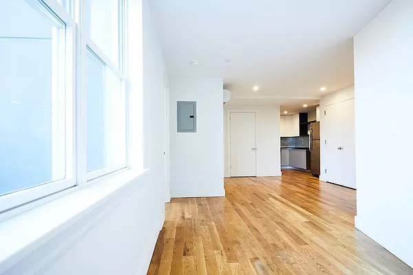 Rented by Lodger Corp | media 16