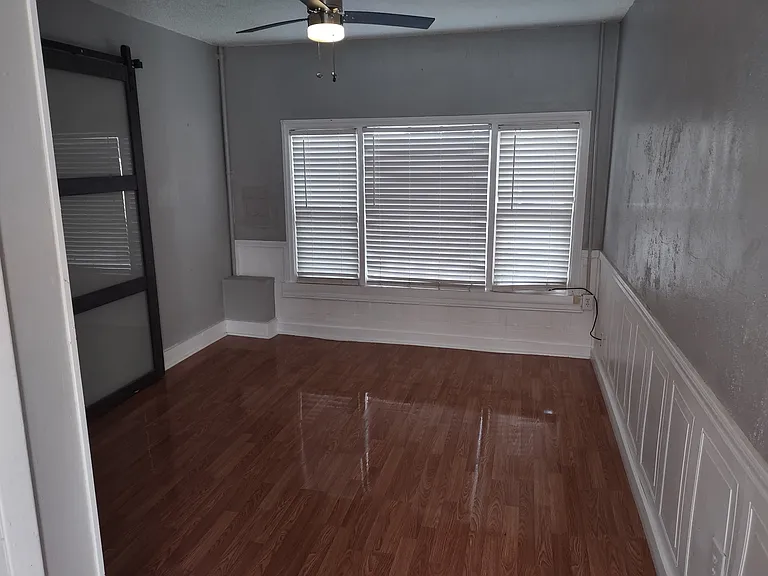 5319 Dixie Hwy #23 — Photo 1