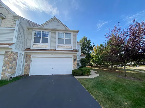 1091 Delta Dr, Elgin, IL 60123
