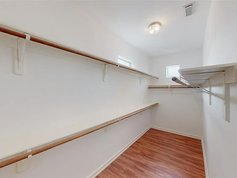 5843 Petty St #C — Photo 26
