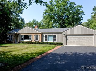 2759 Birchwood Ln, Deerfield, IL
