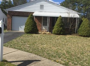 69 Buena Visa Ct, Toms River, NJ 08757
