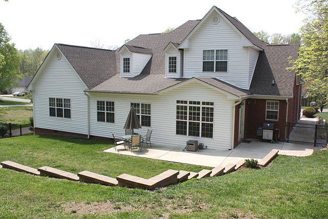 2nd image of 414 Bell Crest Dr NW
