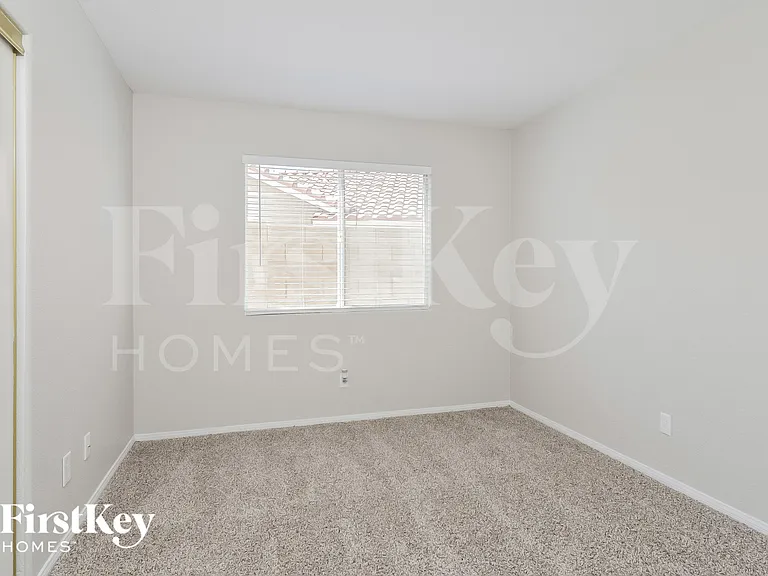 107 Workman Ct — Photo 13