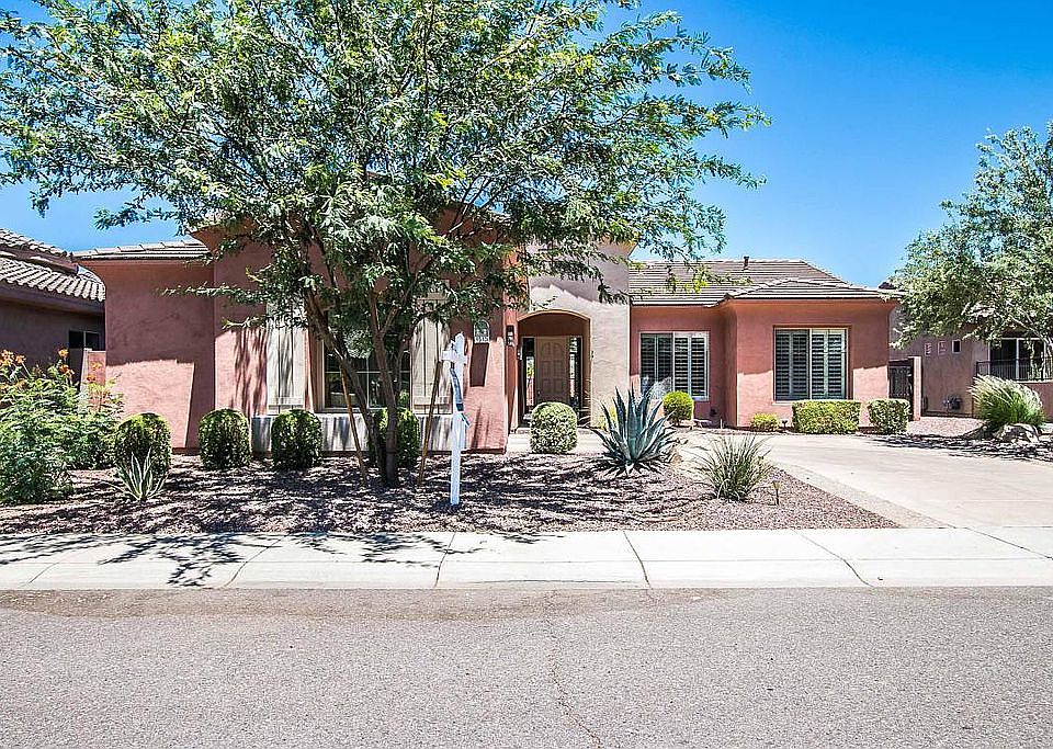 1st image of 1910 E Desert Ln