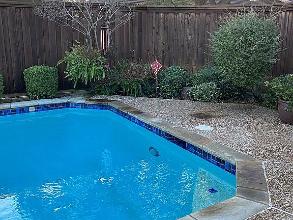 4th image of 5808 Steeplechase Dr