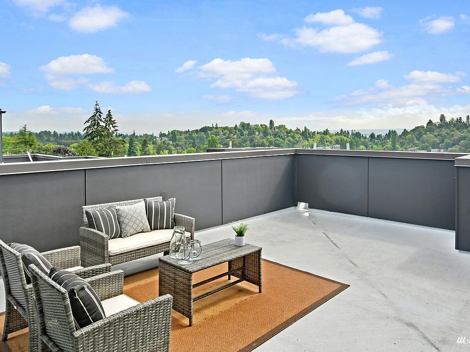 1st image of 113 26th Avenue E #A