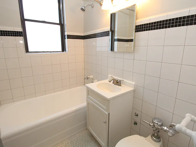 1033 W Loyola Ave #1103 — Photo 10