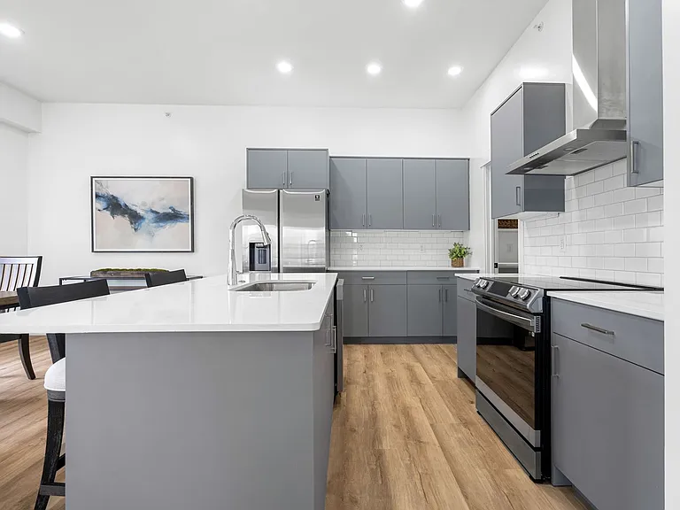 NorthWest TownHomes — Photo 9