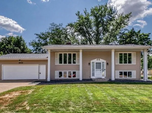 903 Pamela Place, Eau Claire, WI 54701