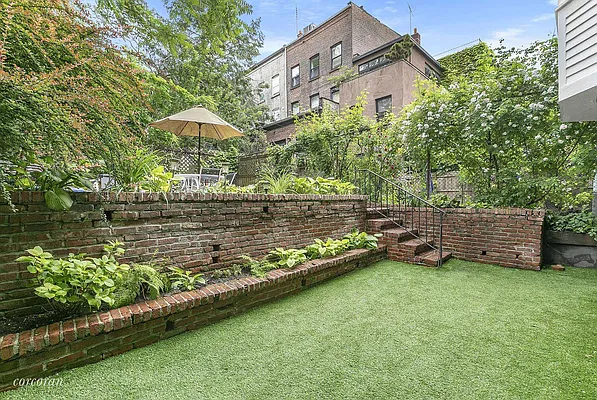 Sold by Corcoran | media 4