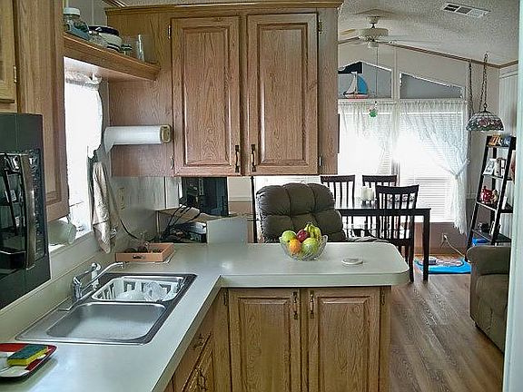2nd image of 14 Blue Marlin Dr